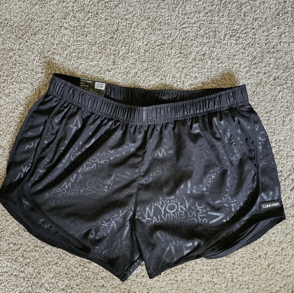Calvin Klein athletic shorts - Picture 2 of 2